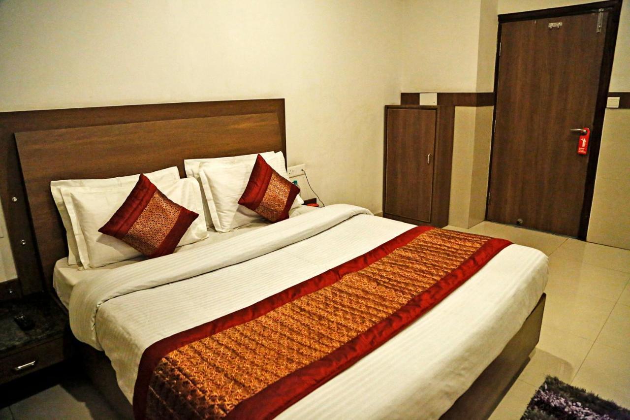 Capital O 4302 Hotel Imperial Lodge Džammú Exteriér fotografie